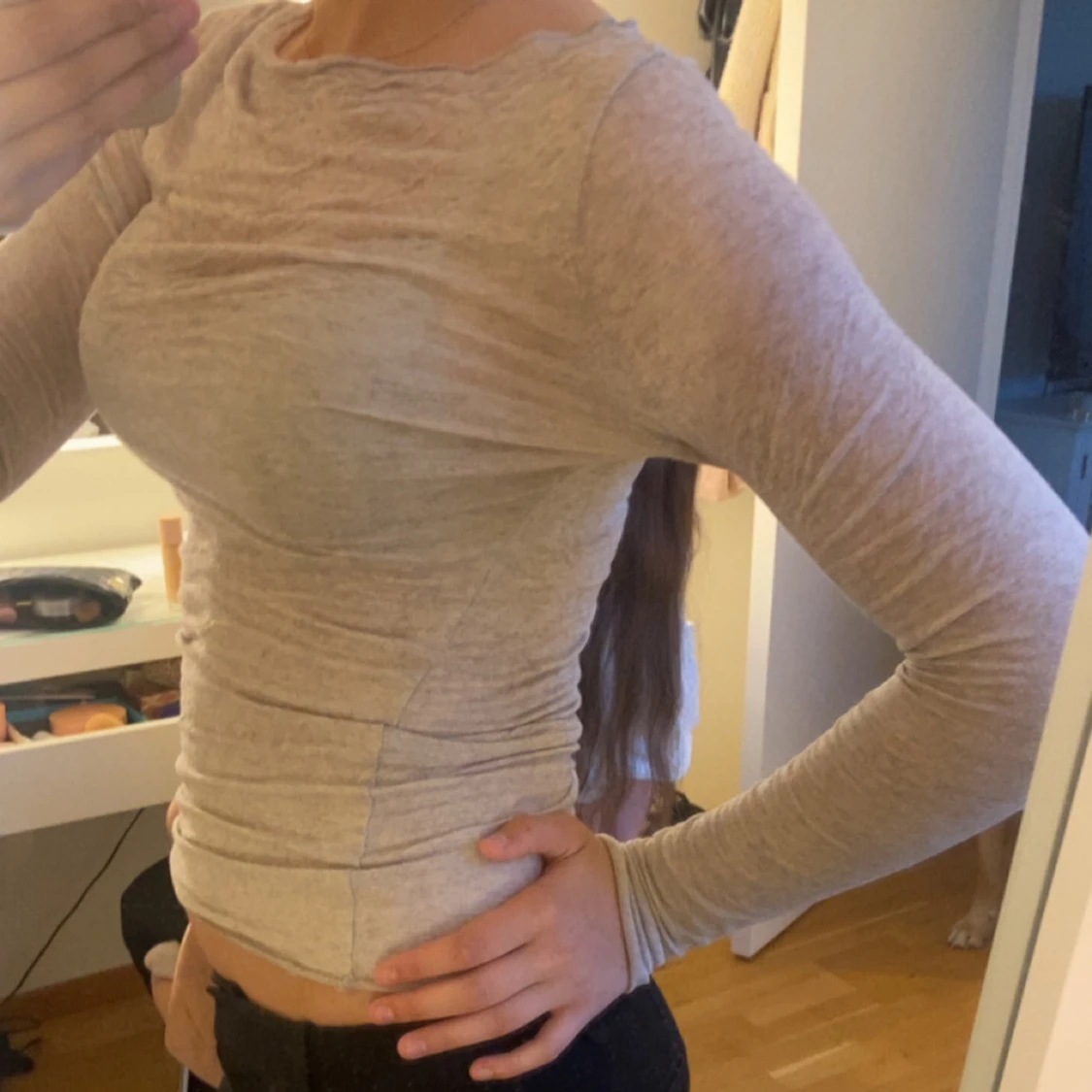 Ljusgrå tight långärmad tröja - 1