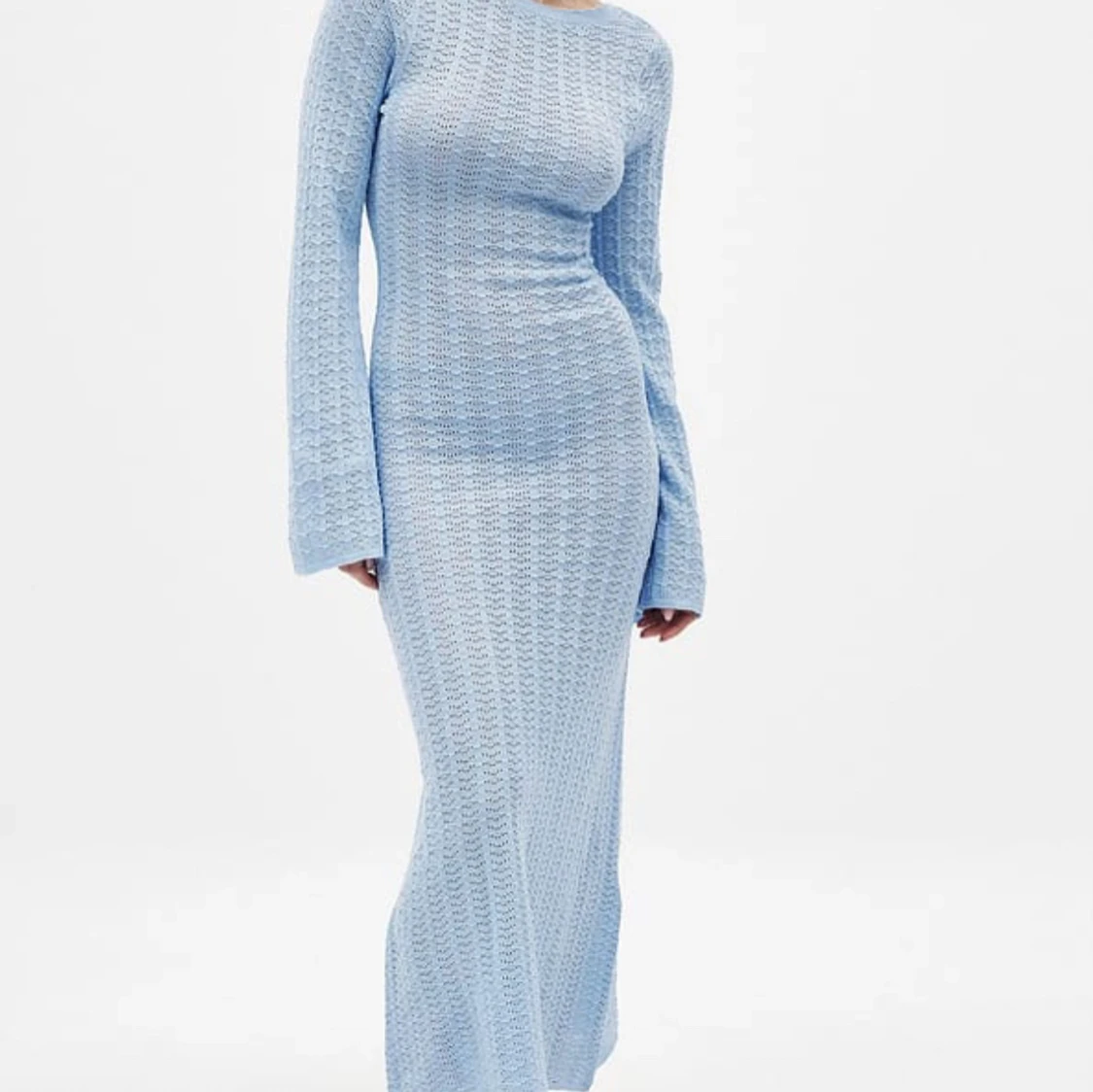 Ljusblå lång stickad klänning - 1