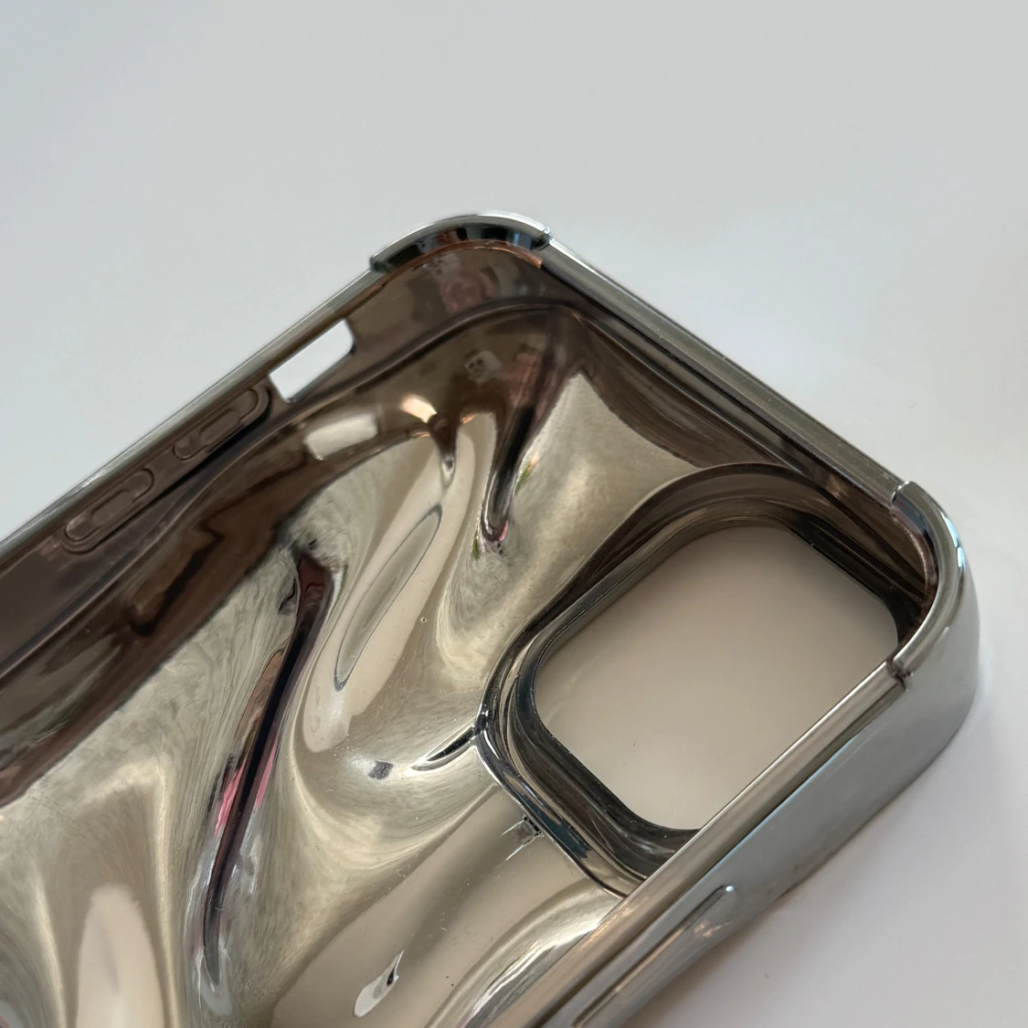 Futuristiskt Liquid Mobilskal - 3