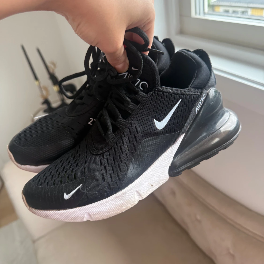 Nike Air Max 270 svarta sneakers - 1