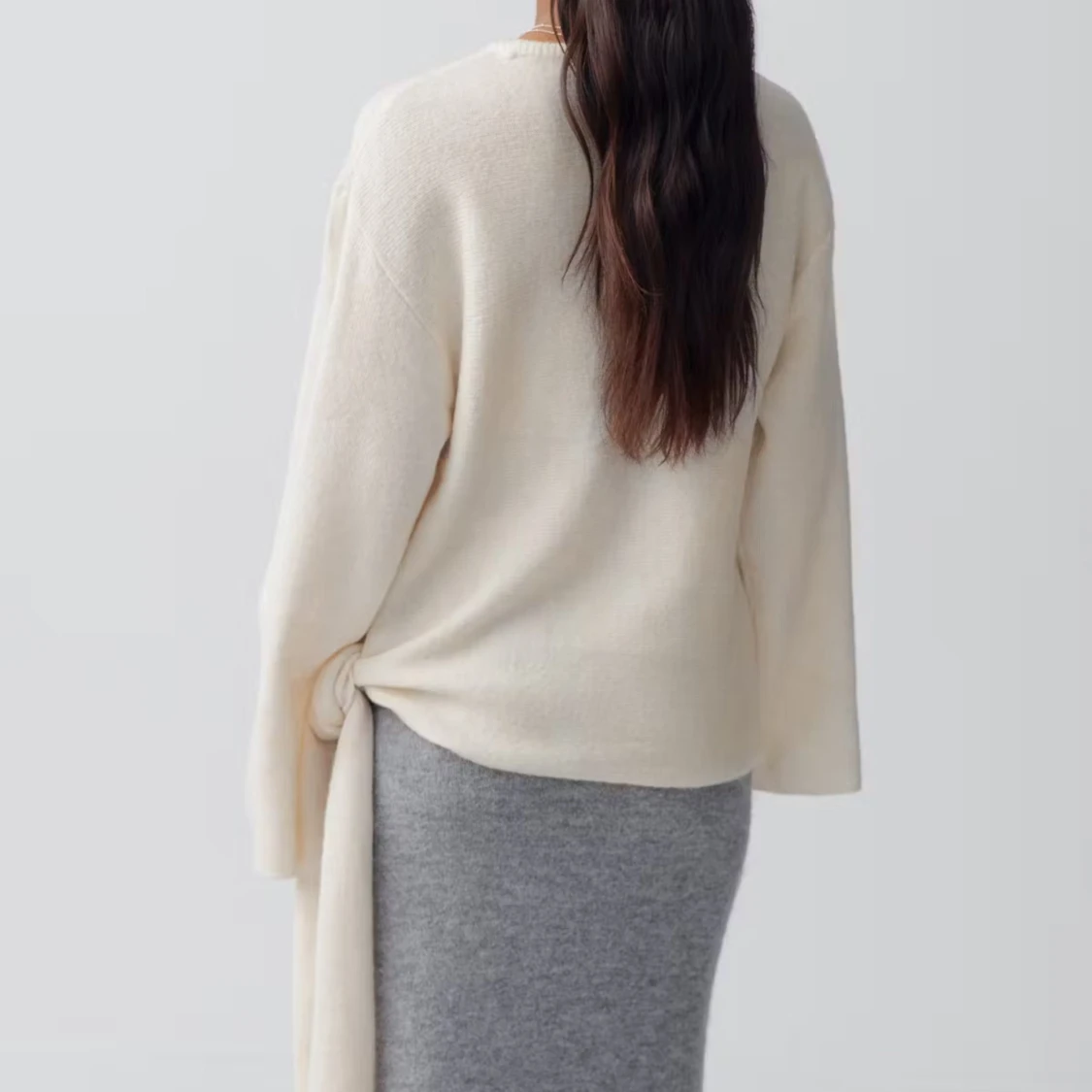 Vit stickad tröja - 2