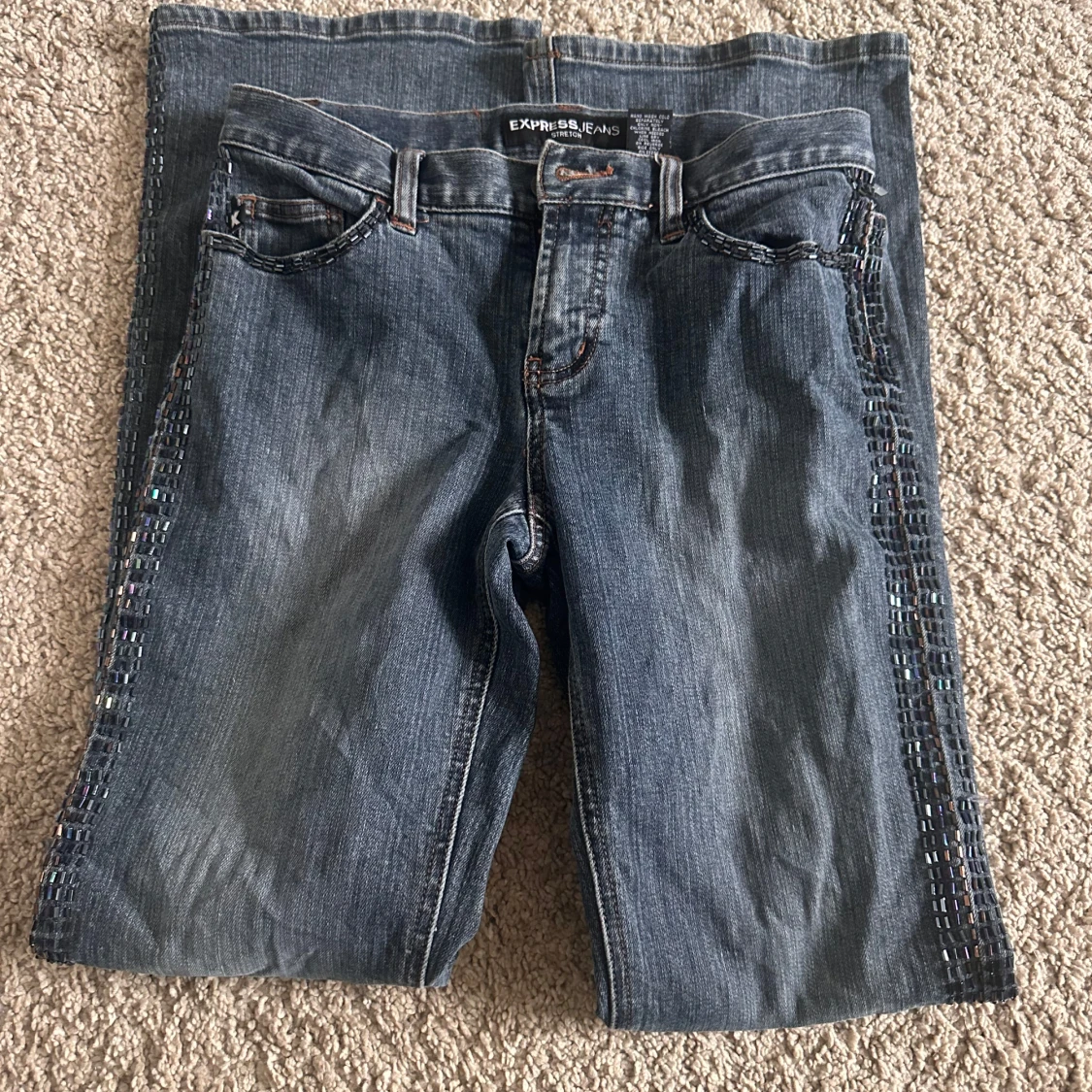 Blå Express Jeans med paljettdetaljer