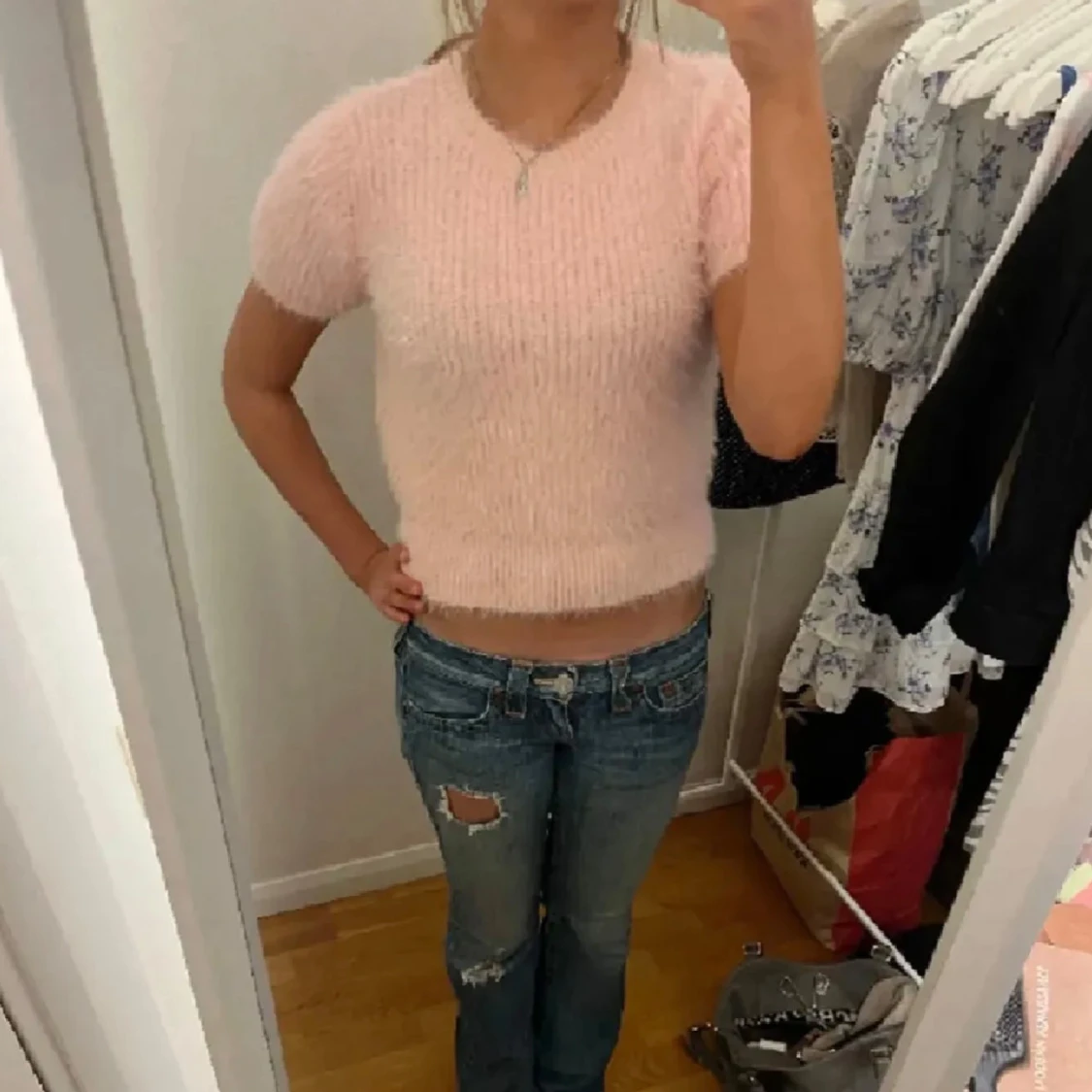 Rosa stickad tröja - 1