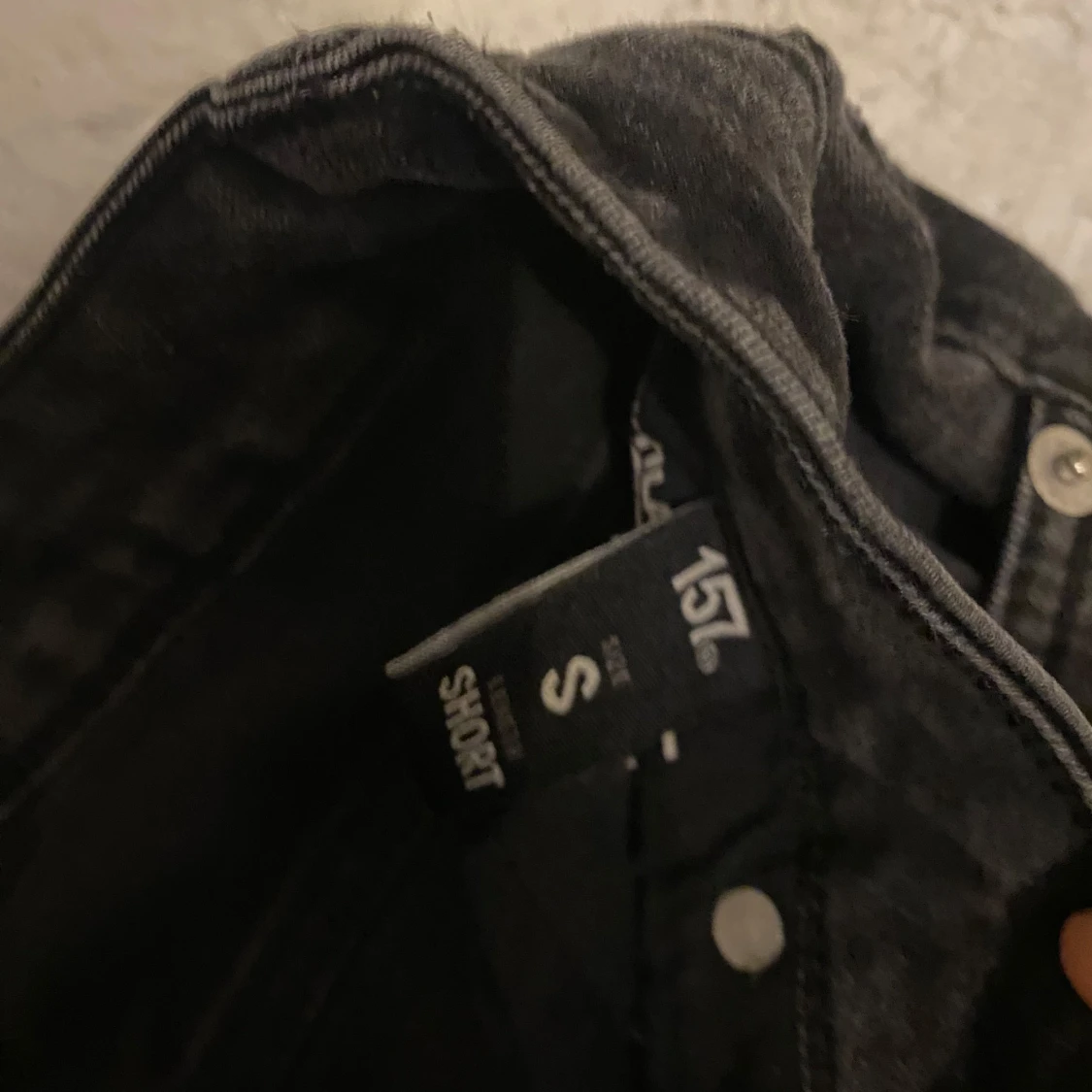 Svarta flare jeans från 157, stl S - 3