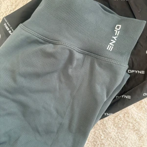 Pistachio  DFYNE impact - Perfekt skick skriv för mer info