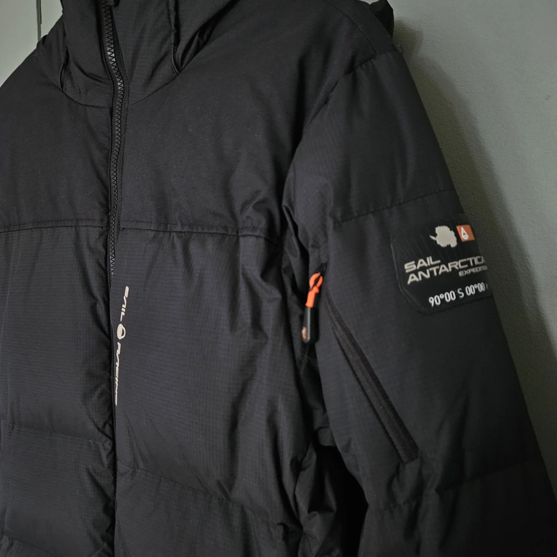 Svart dunjacka från Sail Racing S - 4