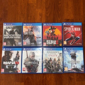 PS4 Spel - Säljer flertalet spel med stora titlar till väldigt förmånligt pris. Alla spel är i bra skick.  Call of Duty Modern Warfare (2019) Battlefield 1 Red Dead Redemption 2 Marvel Spider Man Mafia 3 The Witcher 3: Wild Hunt  Assassins Creed Unity  Star Wars Battlefront UFC 4, 2 NBA2K20 NHL 20, 18, 17, 16 FIFA 17  Pris per spel: 150kr Pris vid köp av alla spel: 1900kr  Finns att hämta i Rågsved eller mötas upp söder om stan.  Hör gärna av dig vid frågor eller funderingar!