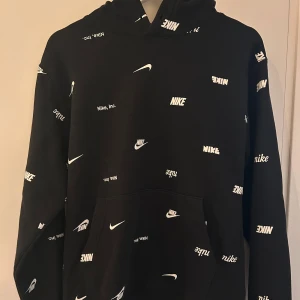 Nike Hoodie - Nike Hoodie