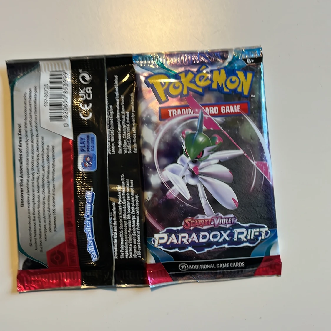 Pokémon Scarlet & Violet: Paradox Rift - 1