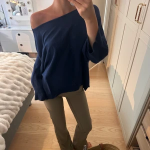 Trekvartsärmad stickad tröja  - Så fin trekvartsärmad stickad tröja. Aldrig använd. 