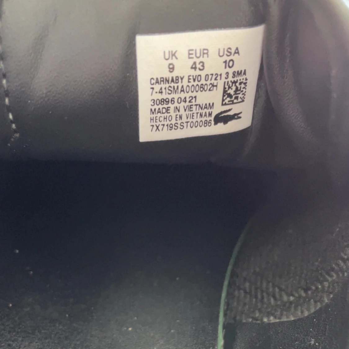 Svarta sneakers från Lacoste i skinn - 2