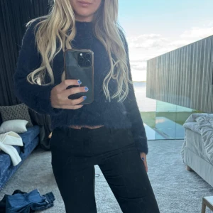 Päls tröja - Blå päls tröja i storlek 158-164 från hm super skön