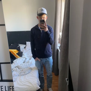 Zip tröja - En snygg tröja från selected home säljer för att jag inte använder den. 