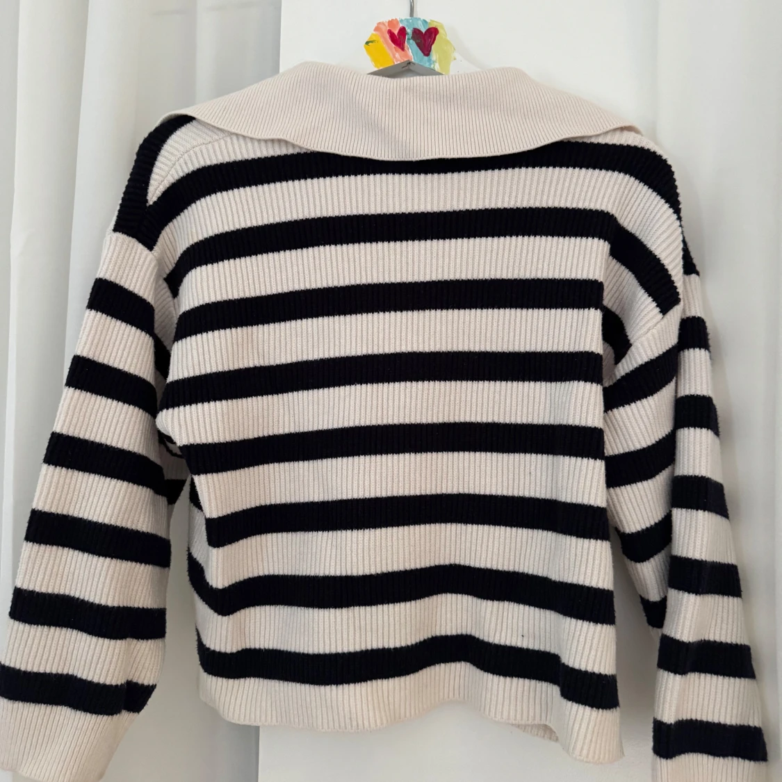 Randig stickad tröja från Mango - 2