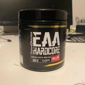 EAA Hardcore 360 g - Säljer min EAA Hardcore Melon kosttillskott/aminosyra. Helt oöppnad 