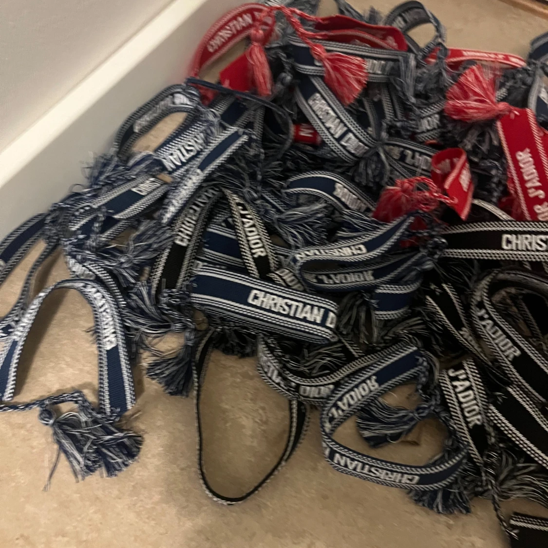 3 stycken, Christian Dior broderade armband - 2