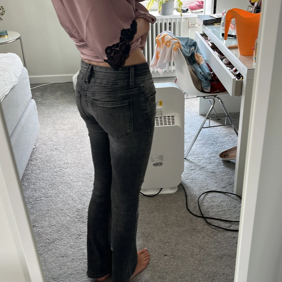 Svart/grå lågmidjade jeans - 1