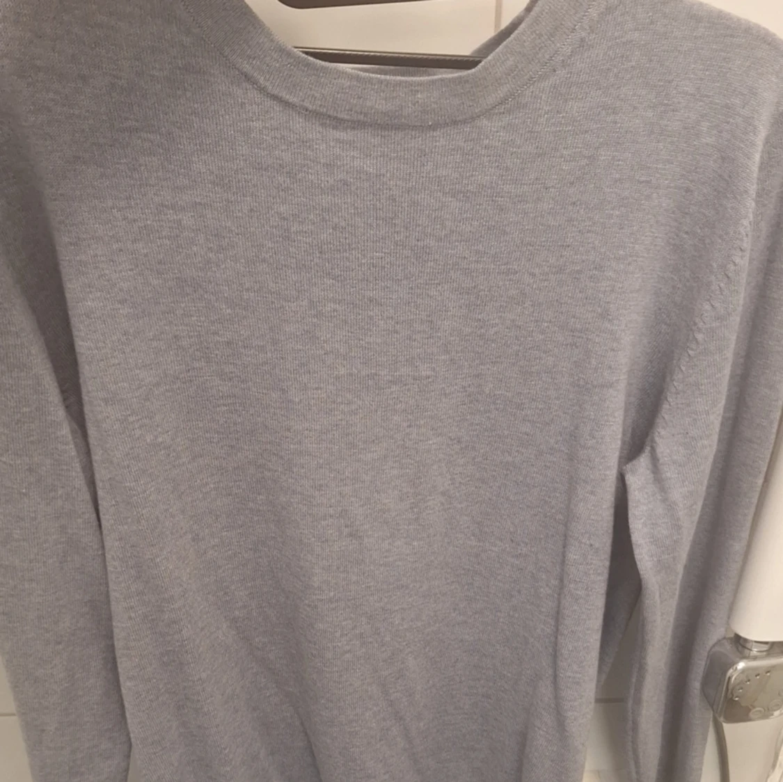 Ljusblå bomullströja från Dressmann - 3