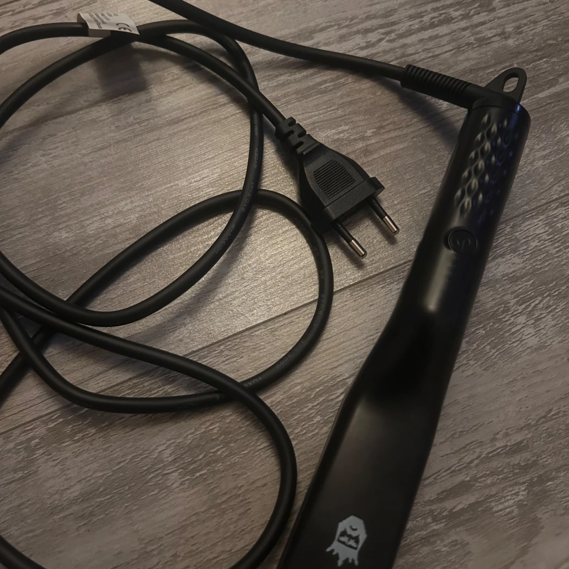 Svart elektrisk värmeborste - 1