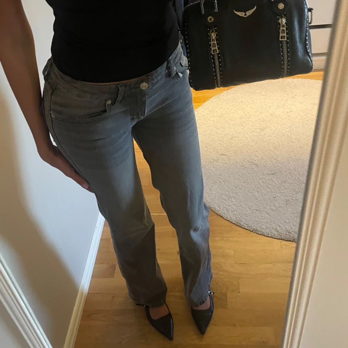 Grå lågmidjade jeans - 2