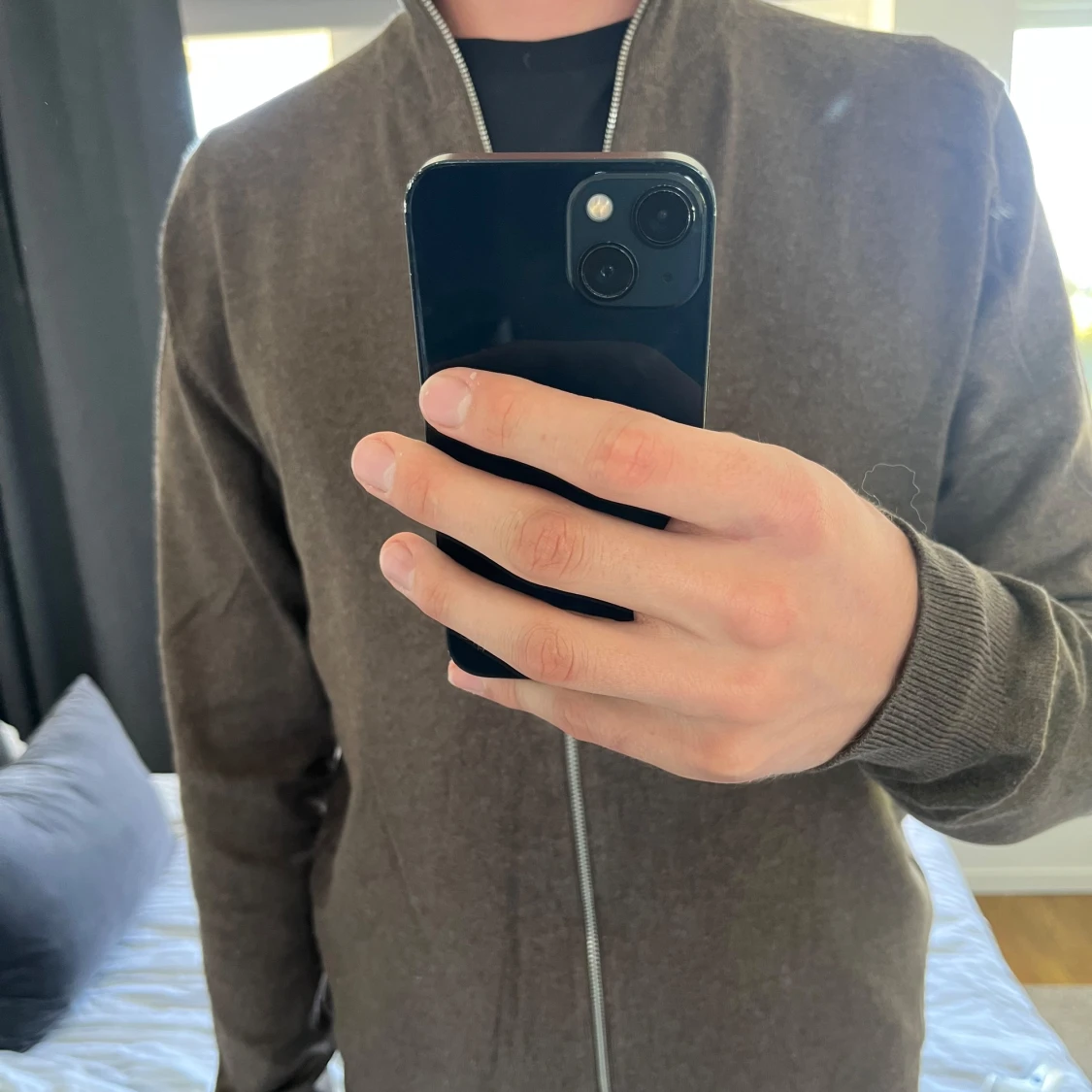 Brun stickad kofta från Lindbergh