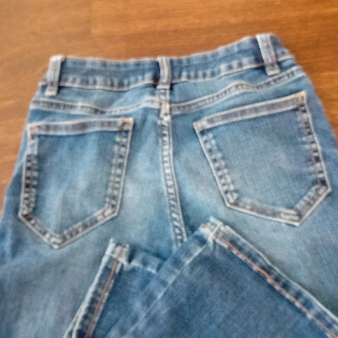 Blå jeans från Lindex med raka ben - 2