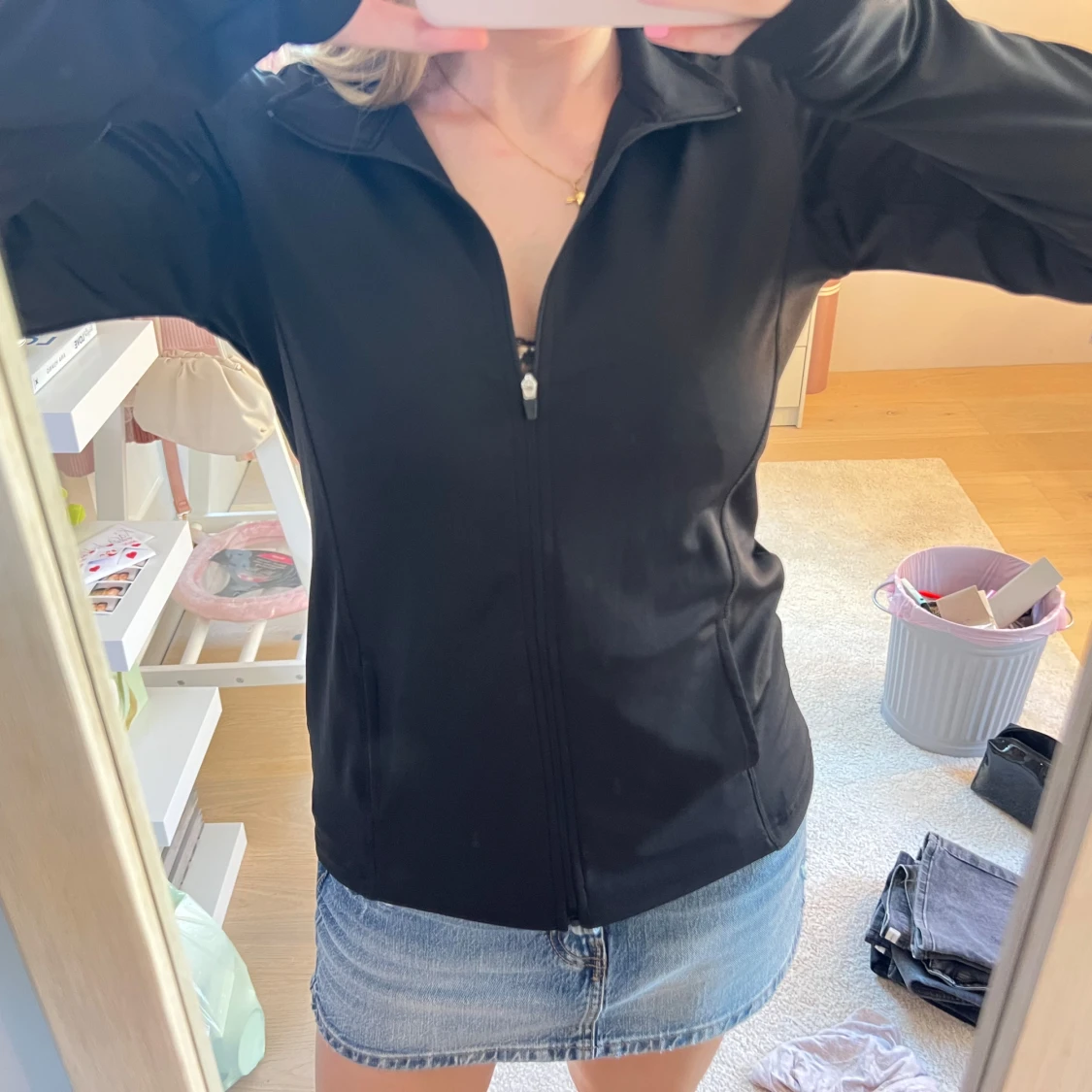 Svart vindjacka 