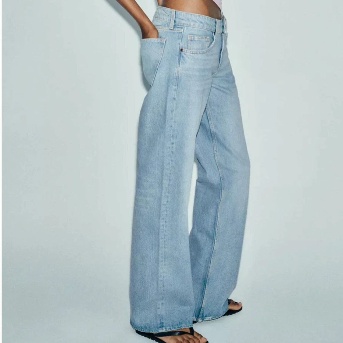 Ljusblå raka jeans med låg midja - 2