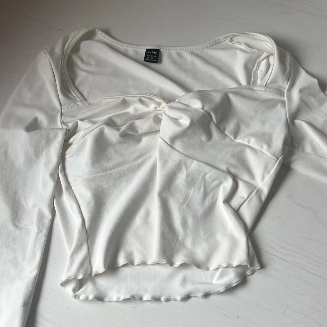 Vit omlott croppad topp från SHEIN - 3