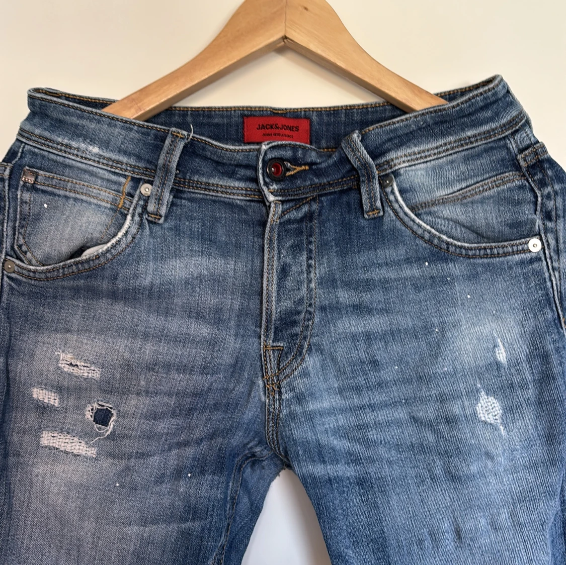 Blå ripped jeans från Jack & Jones - 3