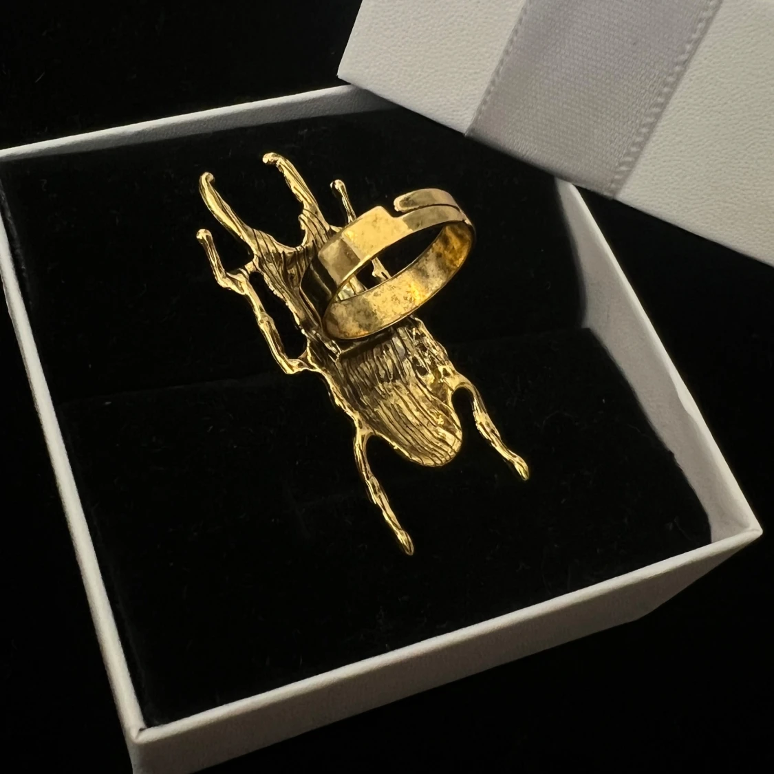 Guldig skalbagge ring  - 1