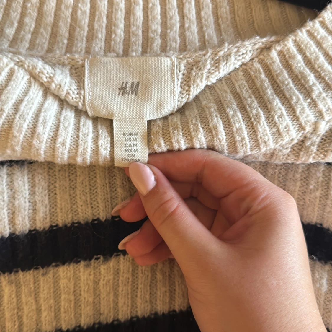 Randig stickad tröja från H&M - 1