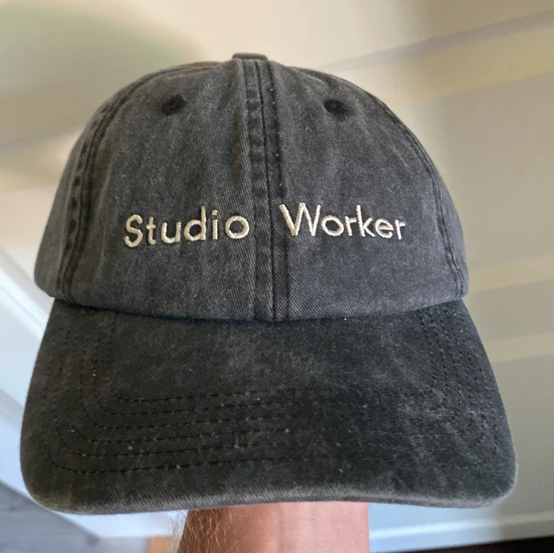 Svart keps Studio Worker Pica Pica