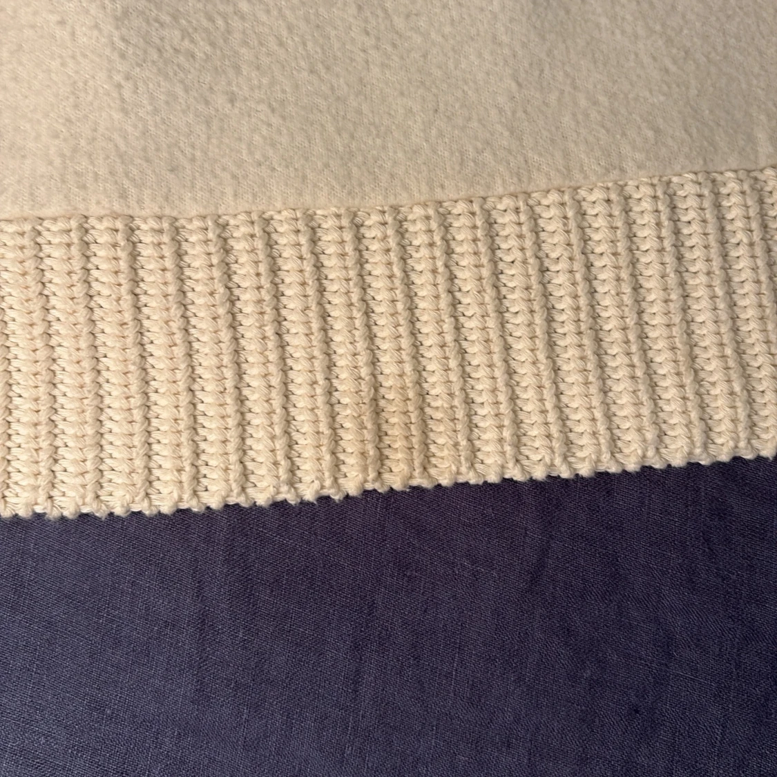 Vit/beige tröja från Zara - 3