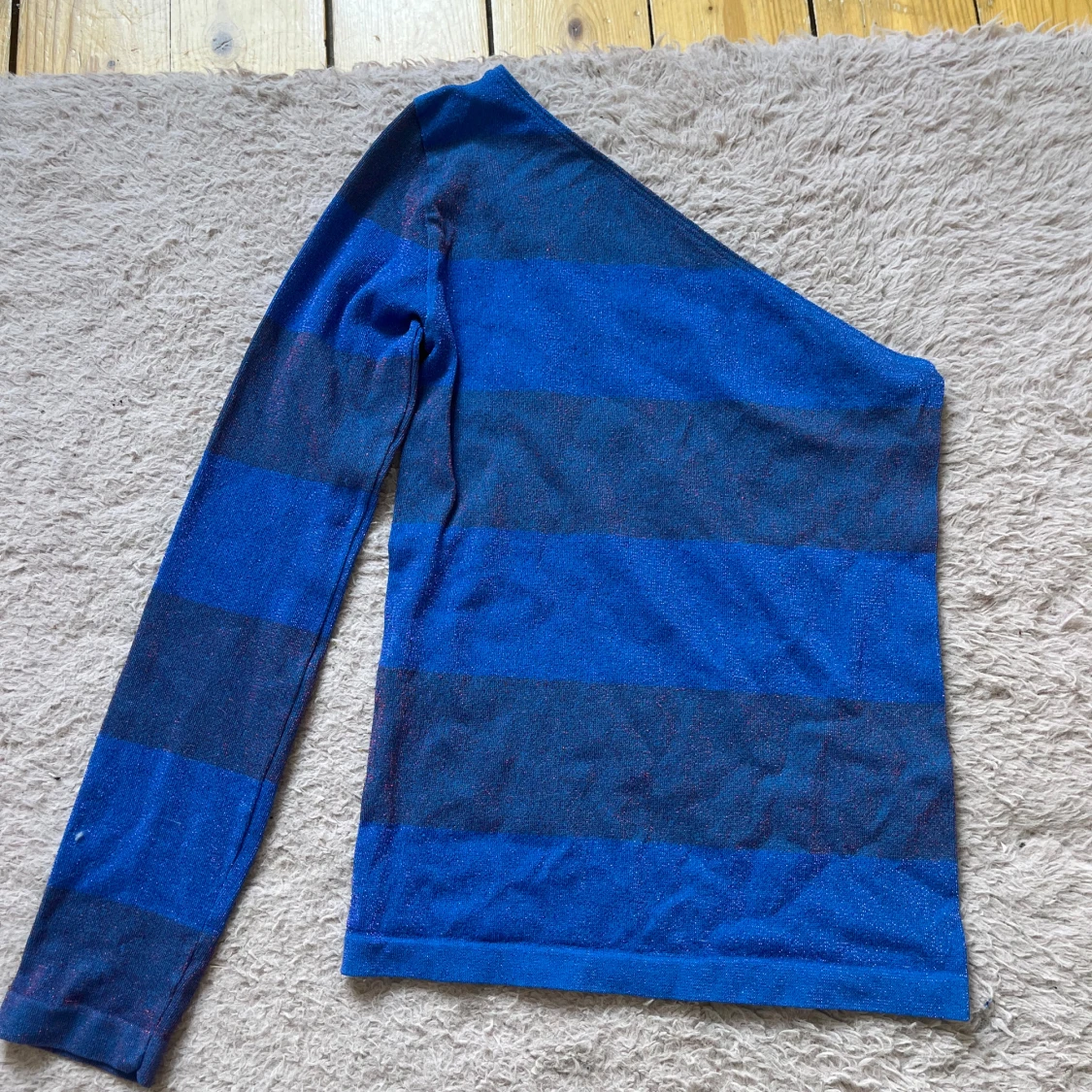 Cool one shoulder topp