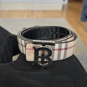 Burrberry bälte - Aldrig andvänt
