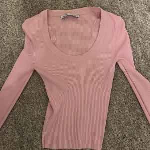 Topp från Zara - Jätte söt topp från Zara!