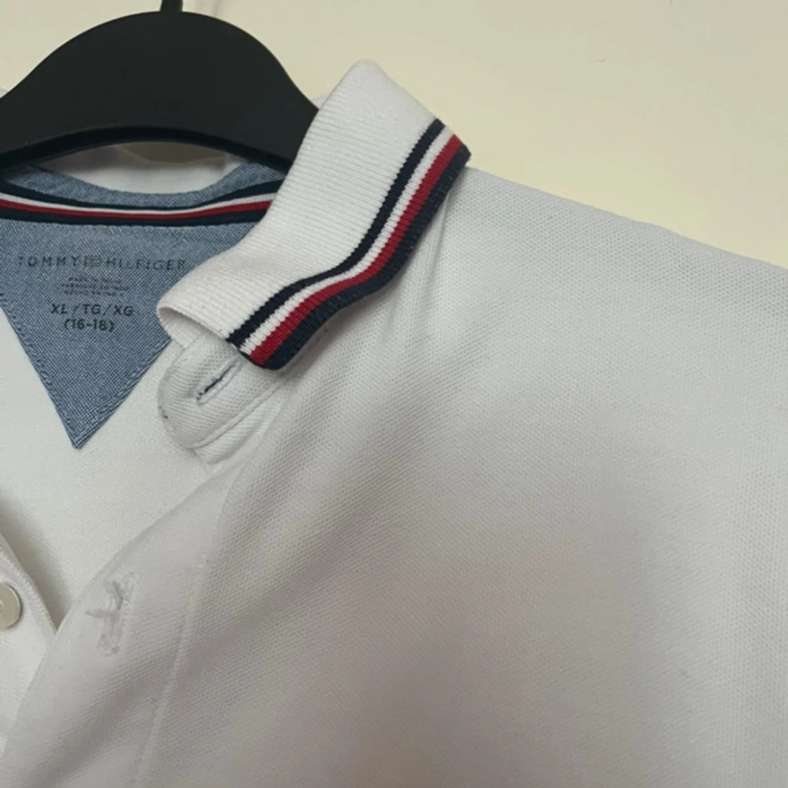 Vit pikétröja Tommy Hilfiger XL - 3