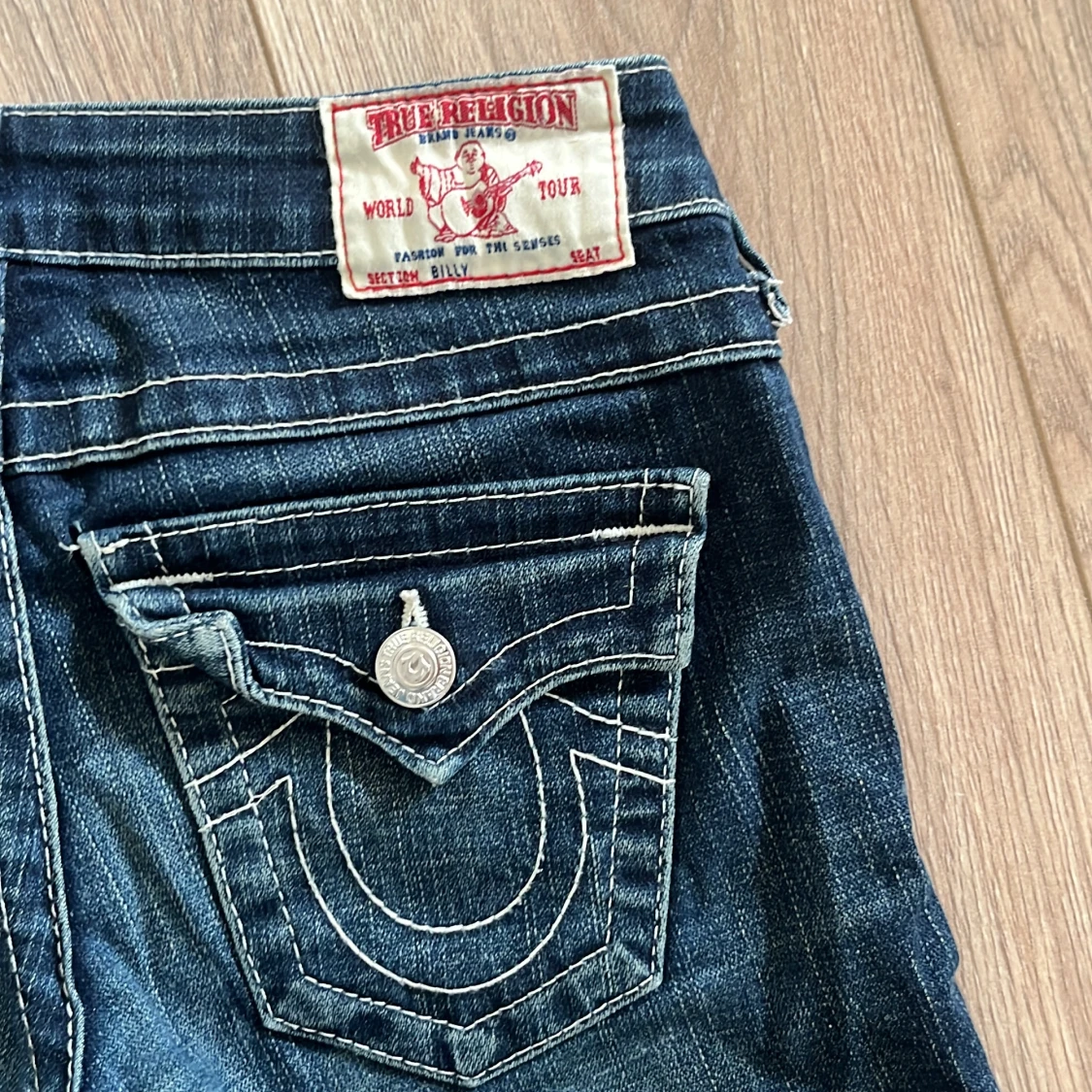 True Religion blå jeans med kontrastsömmar - 1