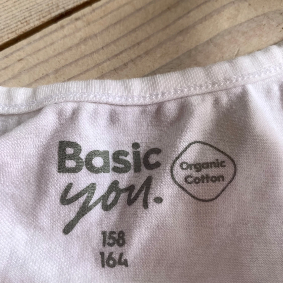 Vit linnetopp från Basic You - 1