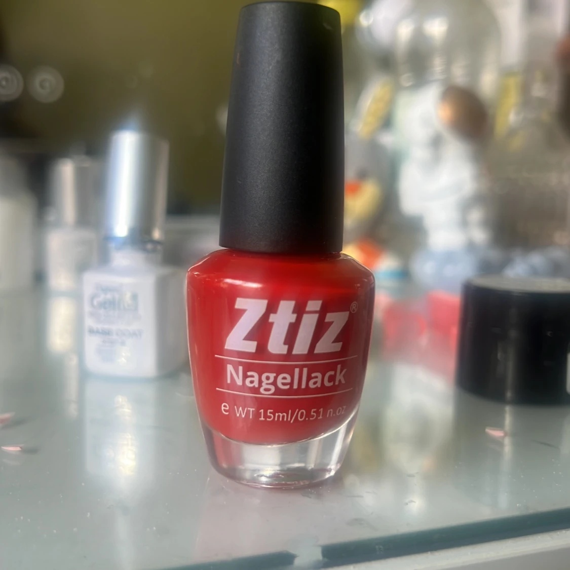 Rött nagellack från Ztiz 15ml