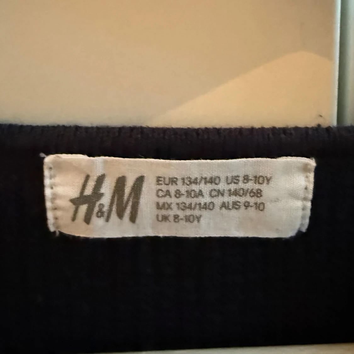 Mörkblå randig stickad tröja H&M - 2
