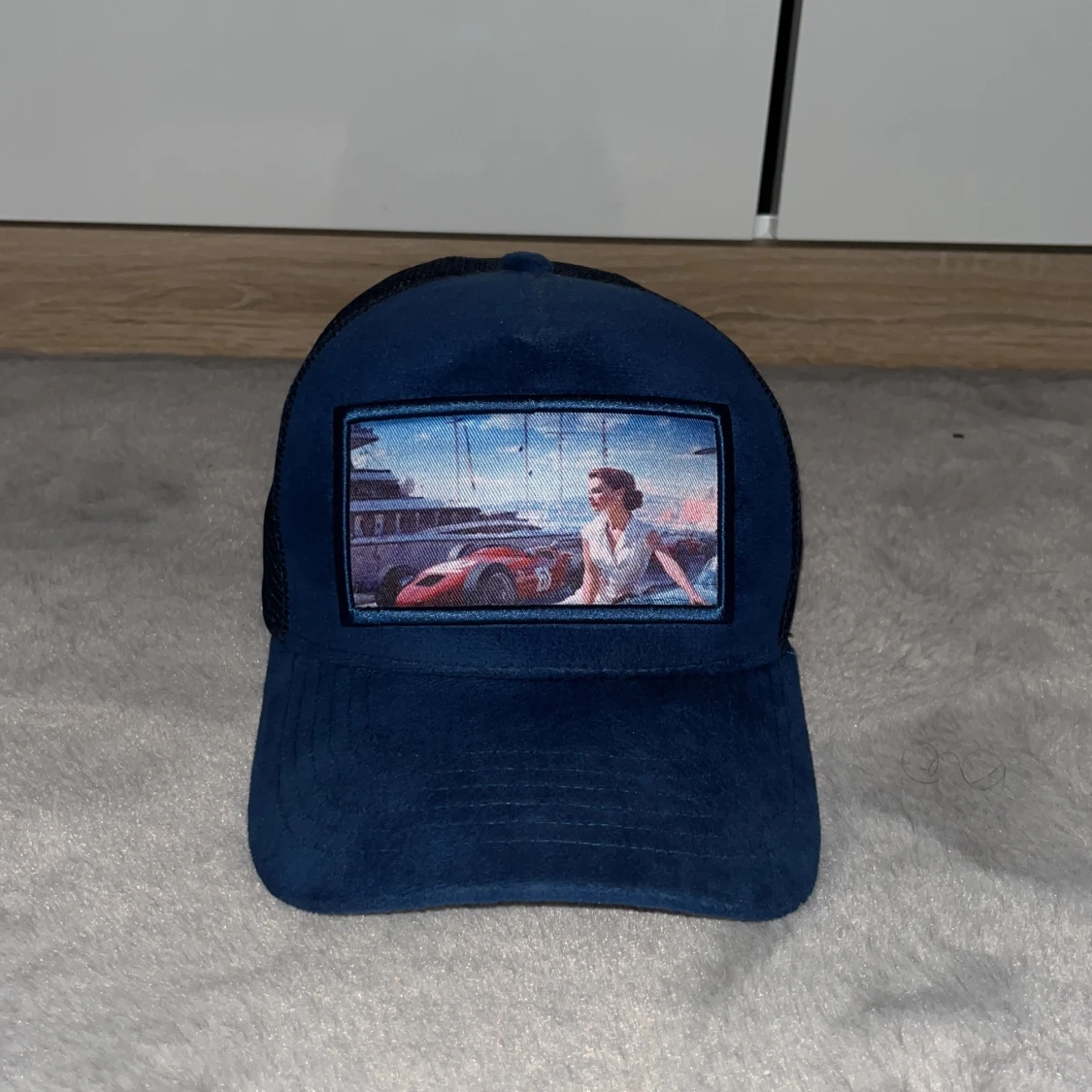 Mörkblå Monaco keps från Revenite