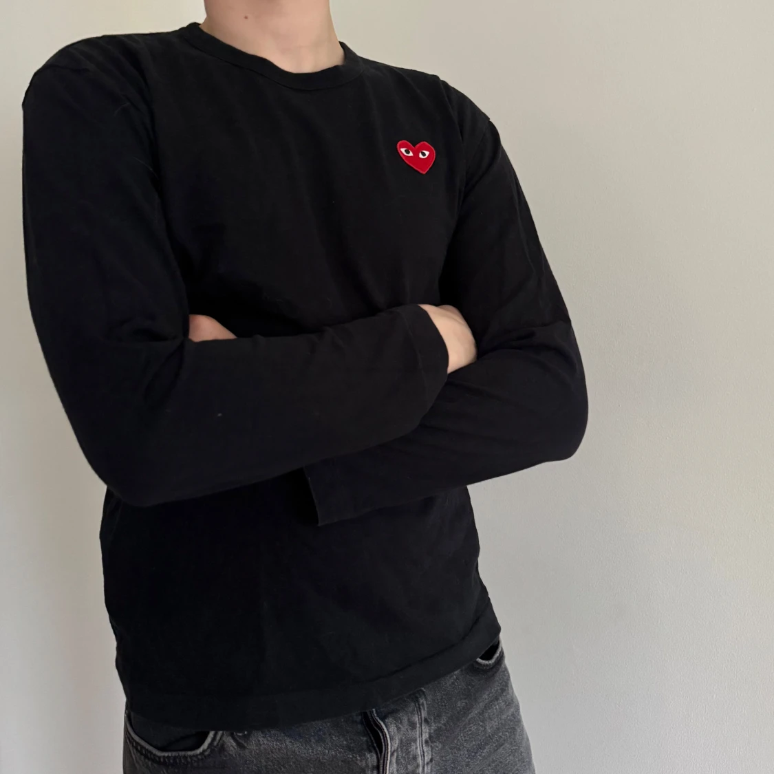 Svart långärmad tröja från Comme des Garçons Play - 2