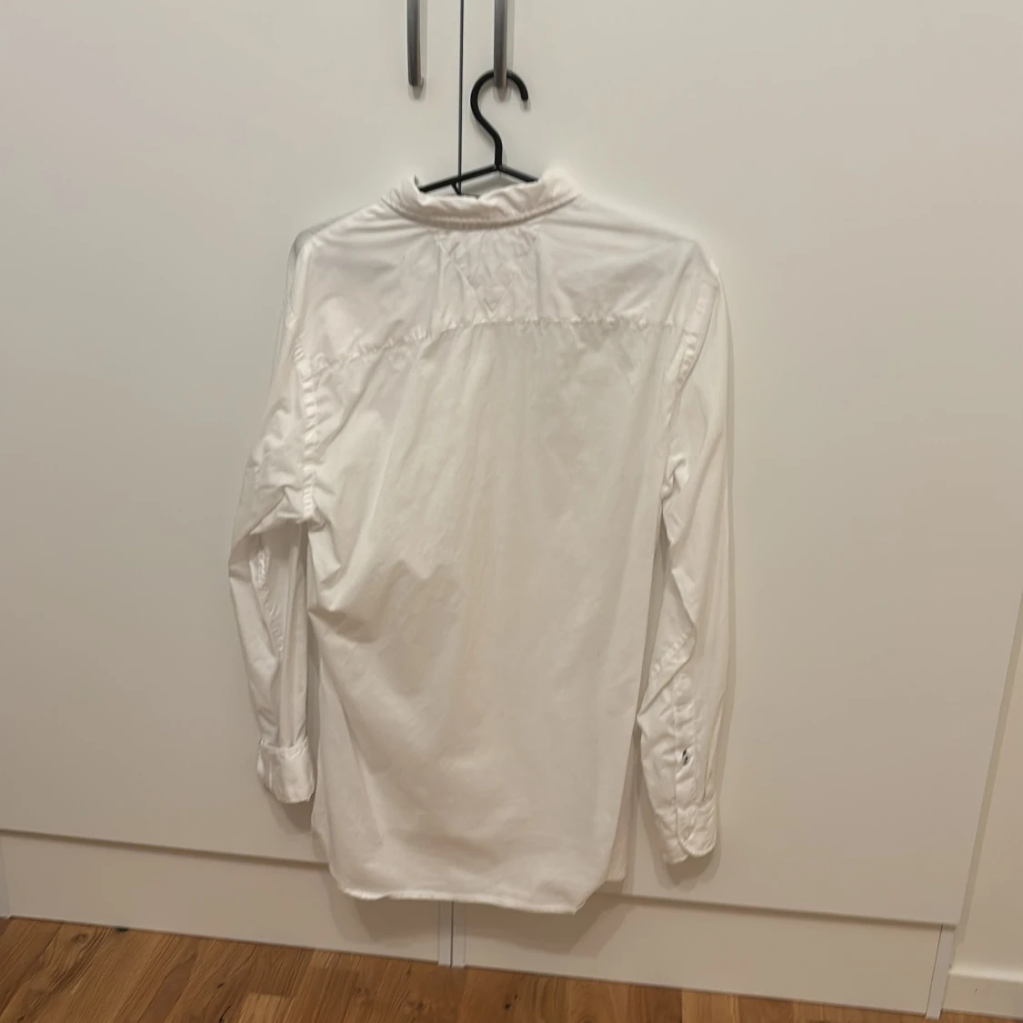 Vit skjorta från Tommy Hilfiger - 1