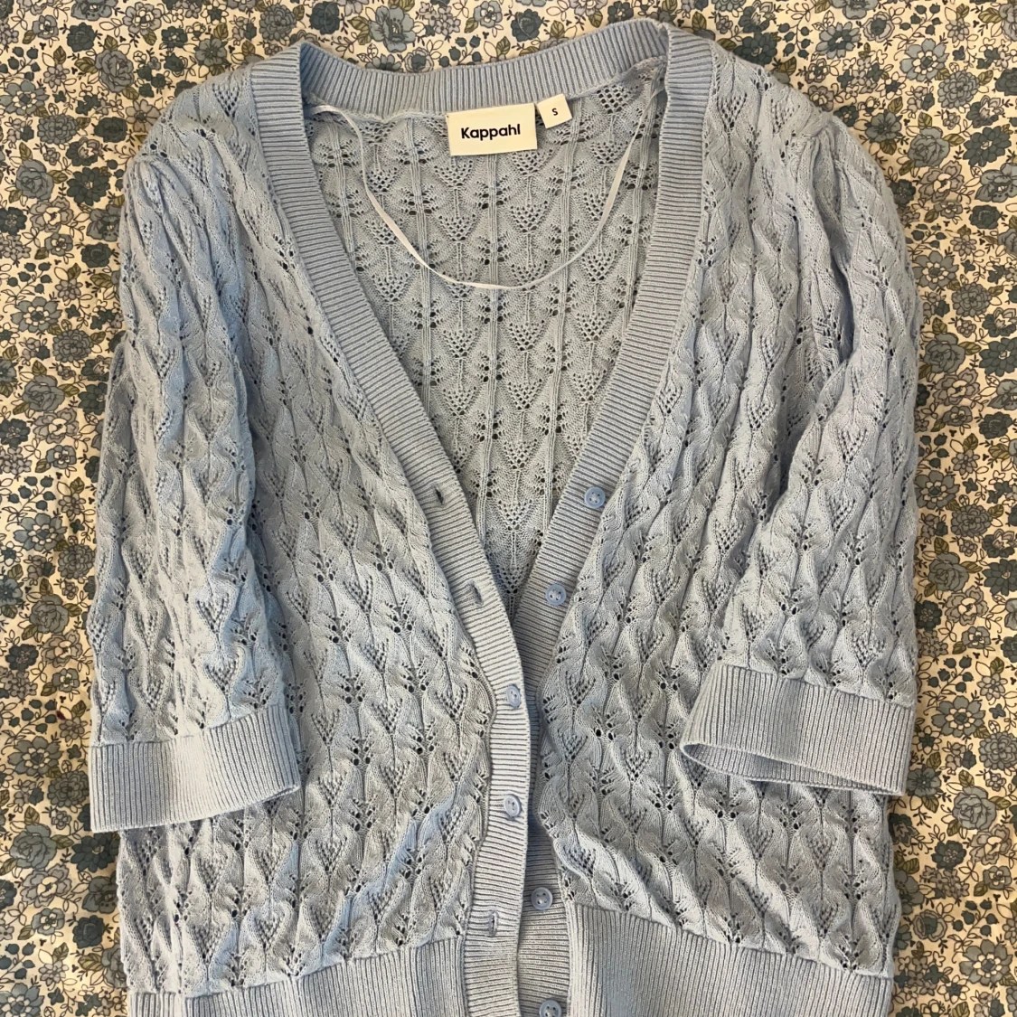 Ljusblå spetskofta  - 2