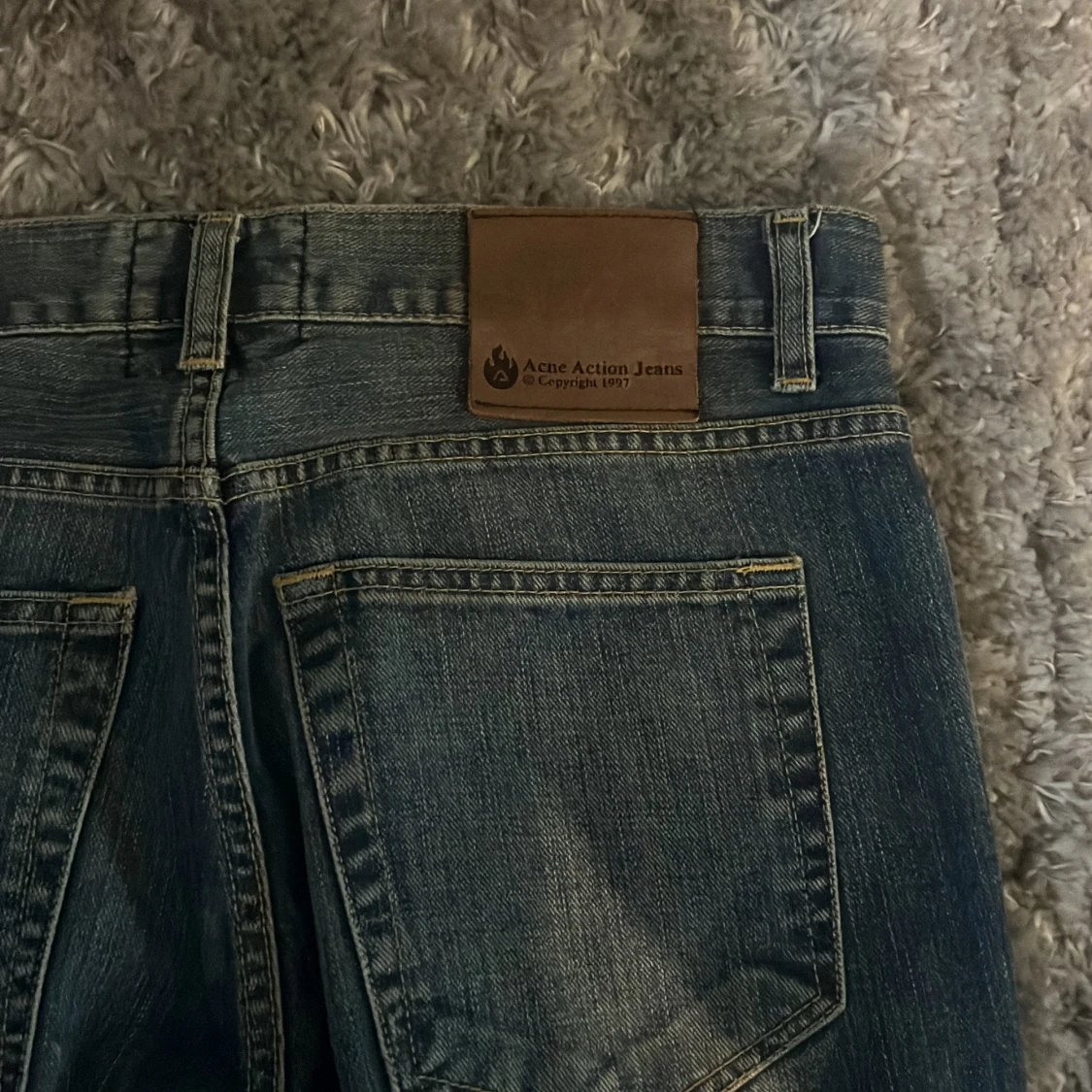 Blå Acne Action Jeans - 1