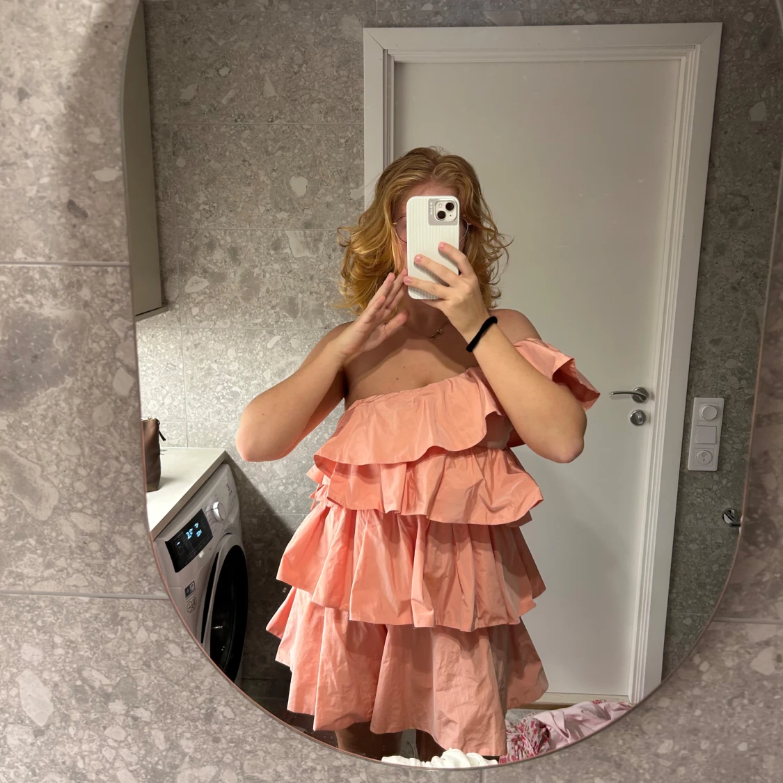 Rosa volangklänning från Zara Cannes Edition - 1