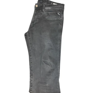 Svarta Replay Anbass - Storlek: 31     Skick: 8/10