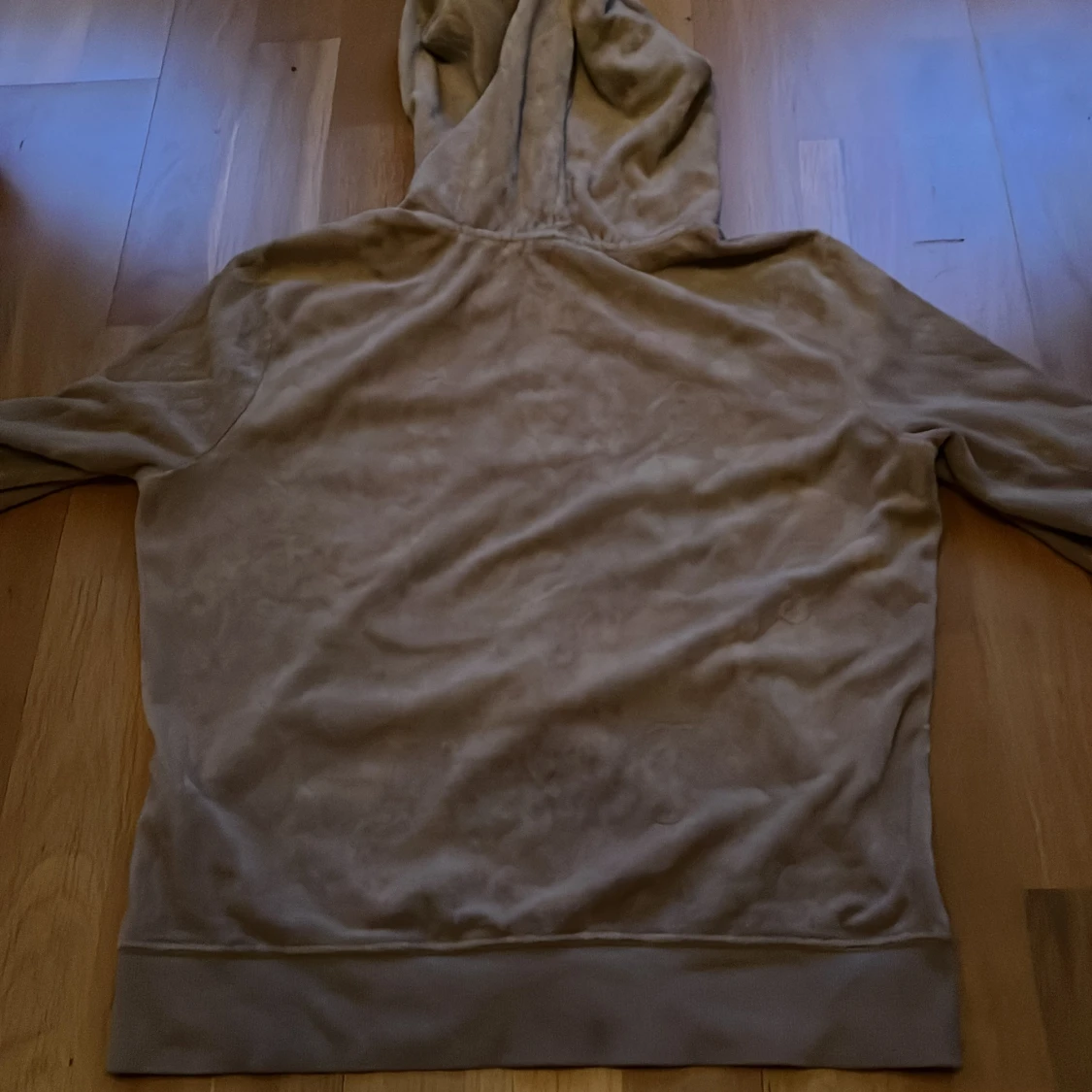 Beige zip-up från Juicy Couture - 1